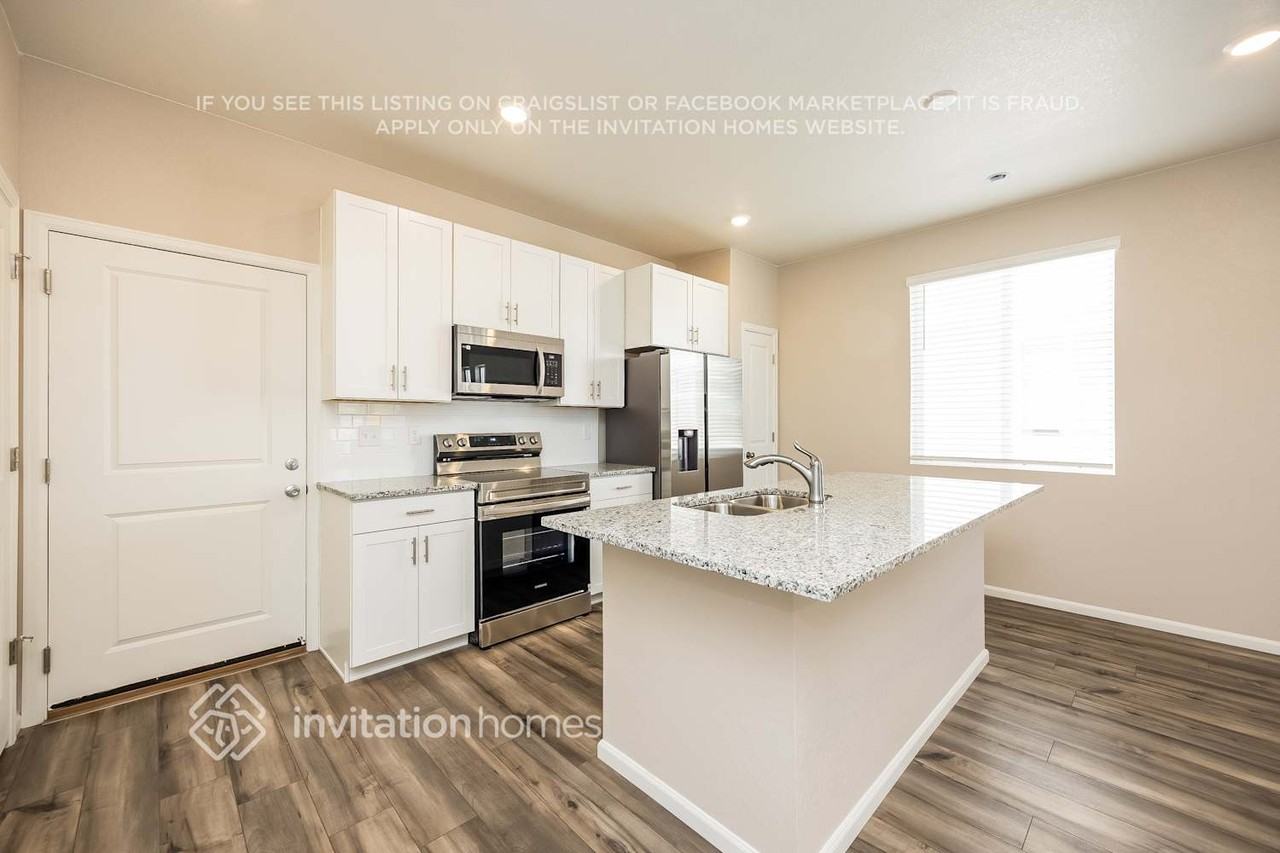9387 Oro City Loop - Photo 6 of 18