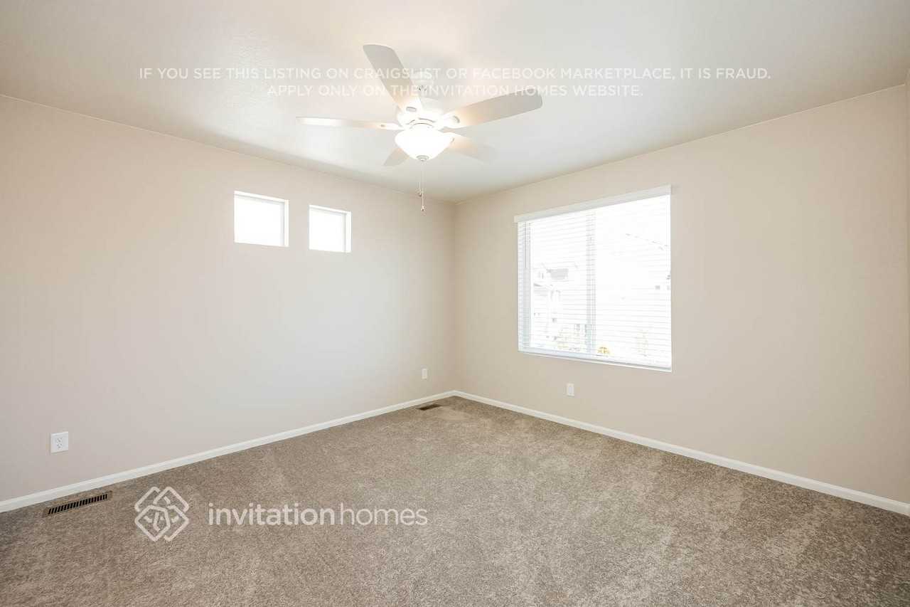 9387 Oro City Loop - Photo 7 of 18