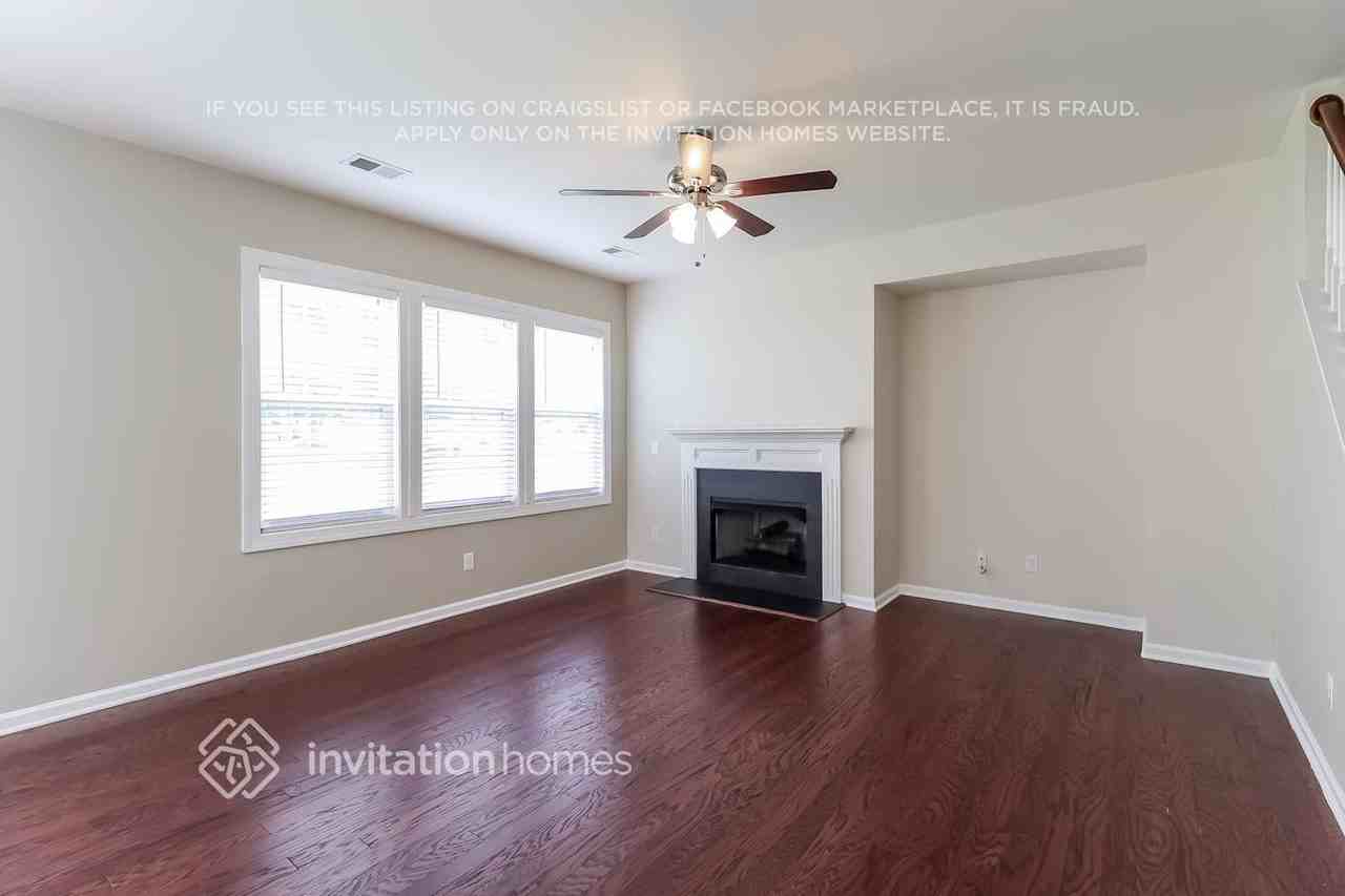 16013 Caranna Ct - Photo 5 of 20