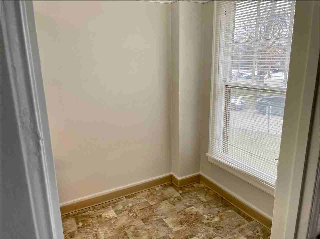 The Oakwood - Photo 3 of 50