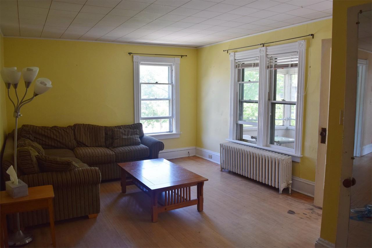83 - 85 Hungerford Terrace - 2 #2 - Photo 2 of 13