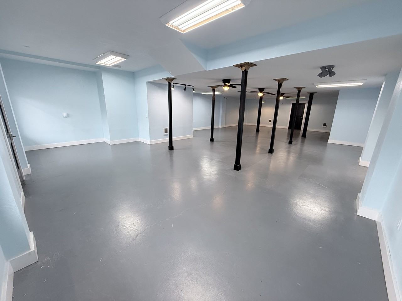 105 South Granite Avenue - 1Unit A #1 - Photo 3 of 15