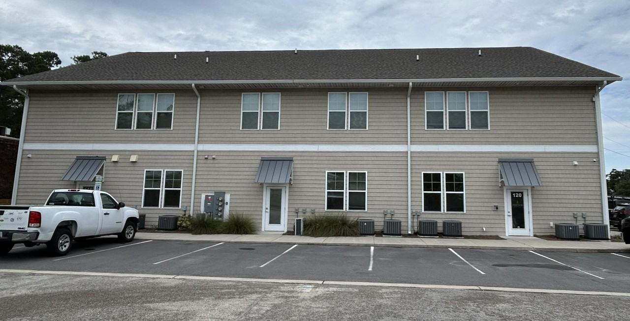 Seagate Apartments - Photo 3 of 3