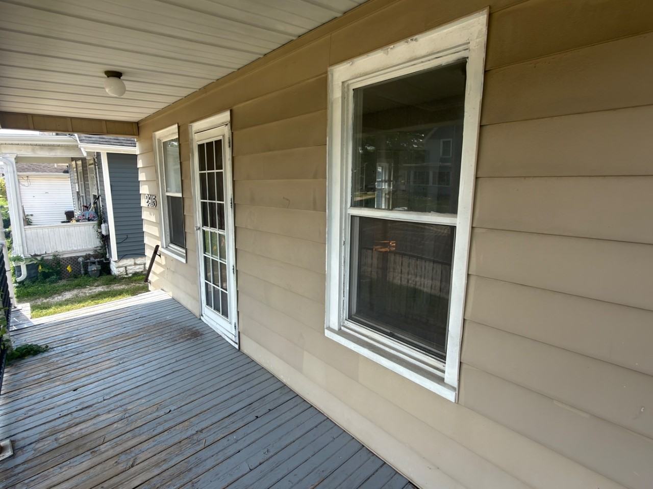 2915 N Wisconsin Ave - Photo 5 of 11