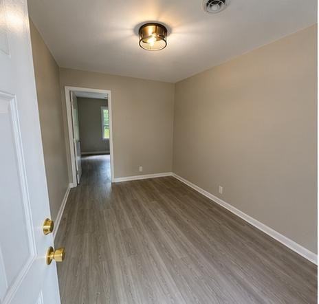 612 W College St - Photo 3 of 6