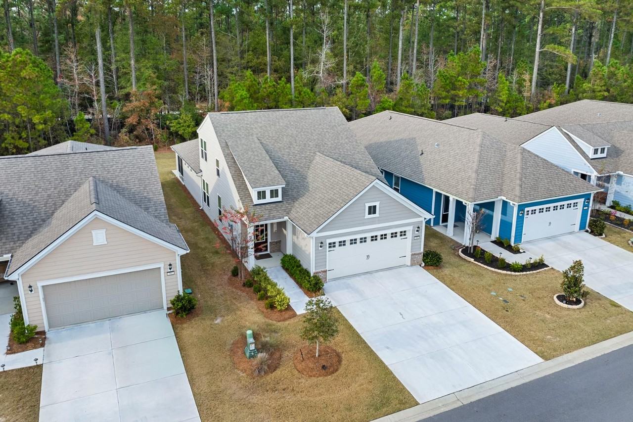 686 Destiny Dr - Photo 5 of 11