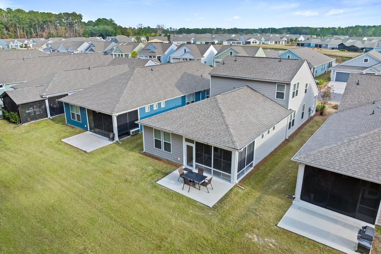 686 Destiny Dr - Photo 6 of 11