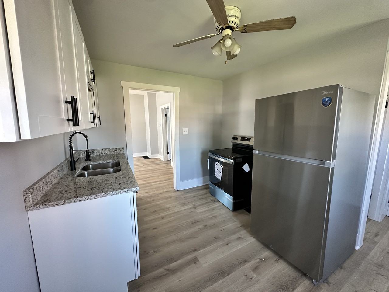 2309 Elbe Ave #1 - Photo 5 of 9