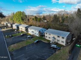 featured image of 1405 Stratford Rd