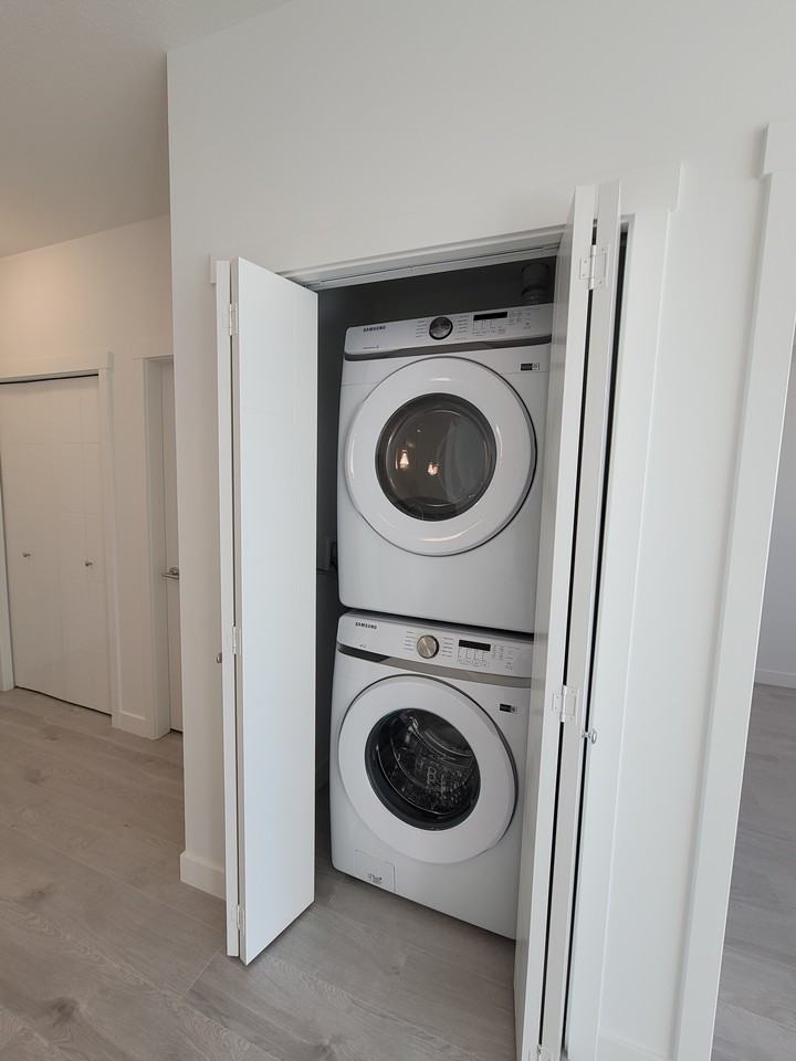 20362 72B Avenue #212 - Photo 6 of 10