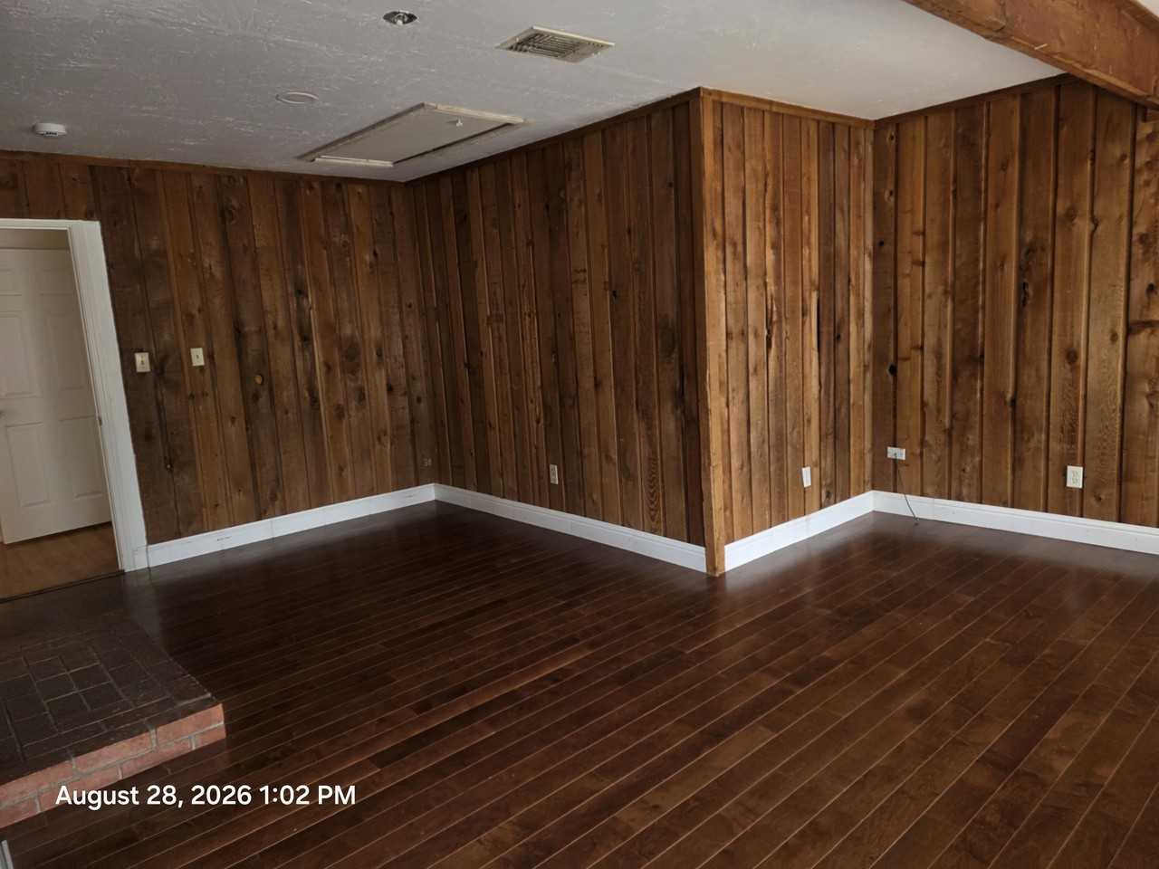 5404 Grant Ave - Photo 3 of 18