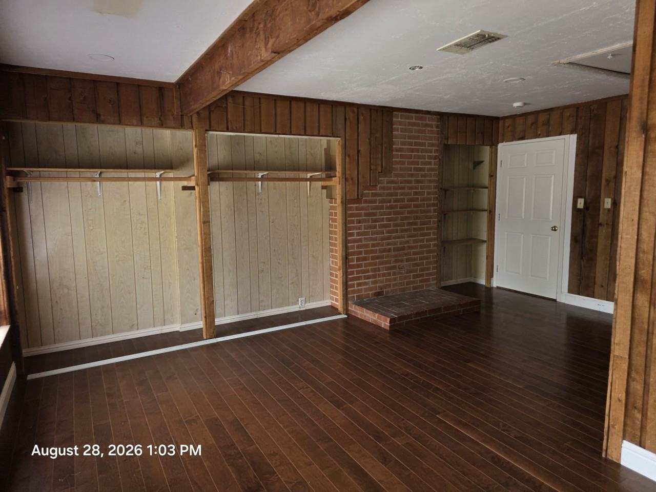 5404 Grant Ave - Photo 4 of 18
