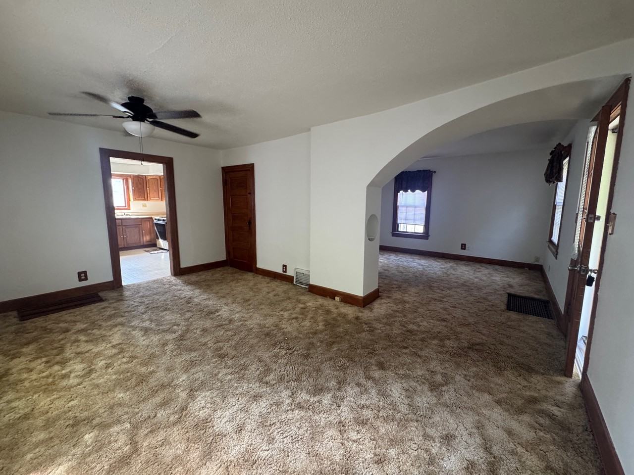 2324 Melrose St #1 - Photo 3 of 9