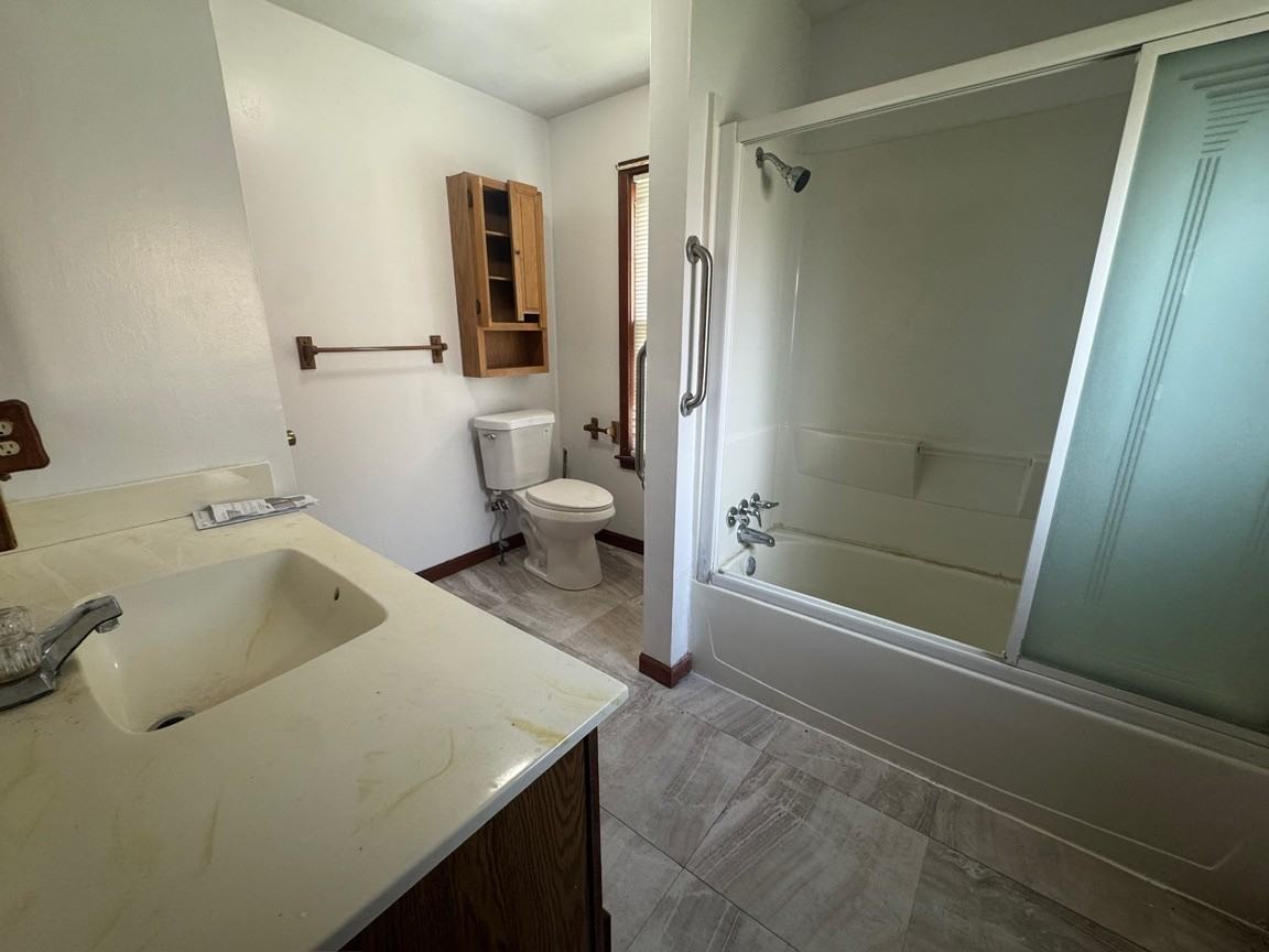 2324 Melrose St #1 - Photo 6 of 9