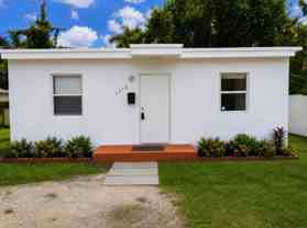 1310 Nw 9th Pl #1 - Photo 1 of 1