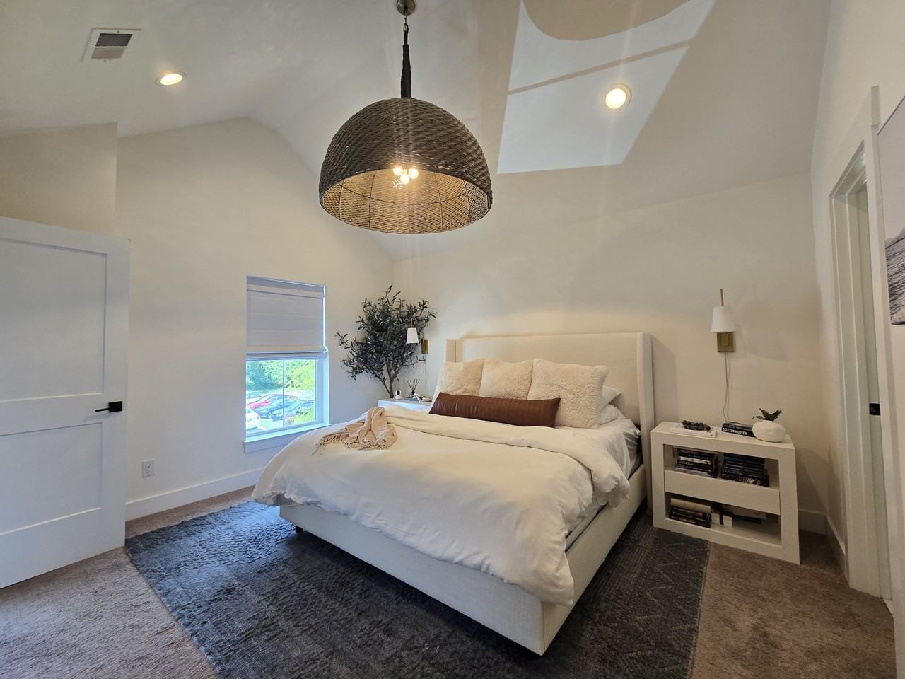538 Taffy Way #1 - Photo 4 of 10