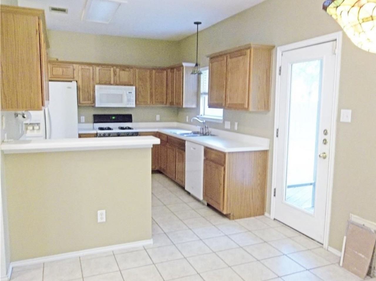 3126 Jazz St #1 - Photo 3 of 12