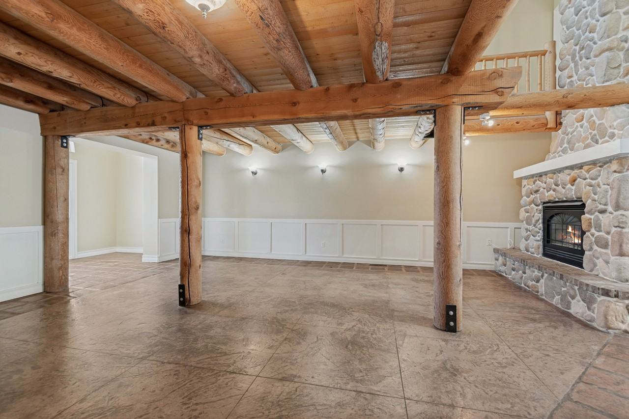 418 W Quail Run Rd #1 - Photo 6 of 33