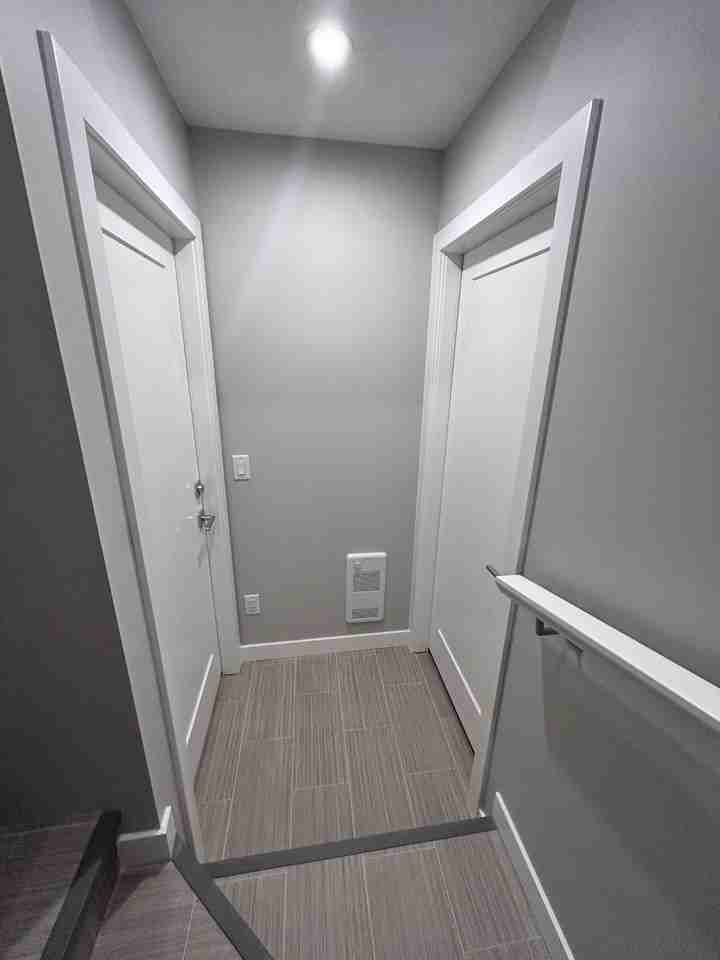 9711 Huxbury Dr NE - Photo 3 of 14