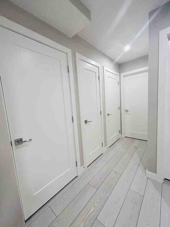 9711 Huxbury Dr NE - Photo 5 of 14