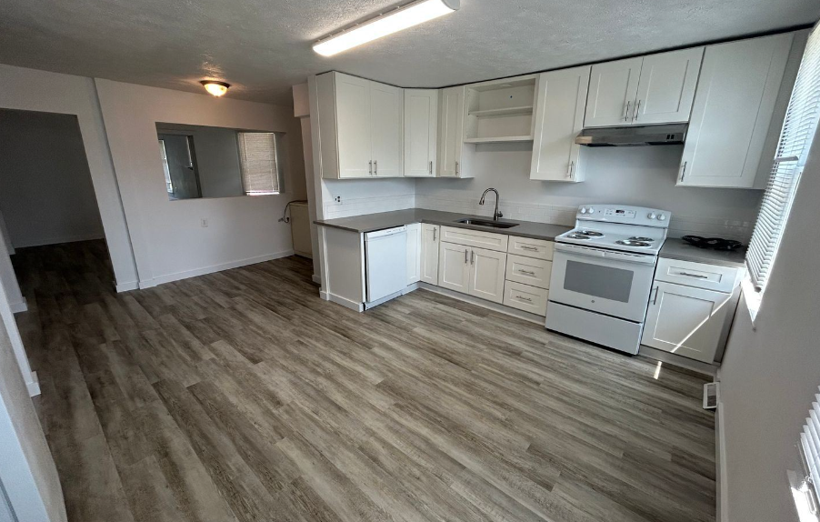 312 E Mission Ave #1 - Photo 2 of 19