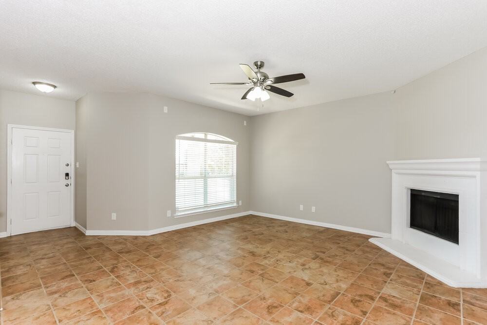 6421 Freshwater Ln - Photo 5 of 16