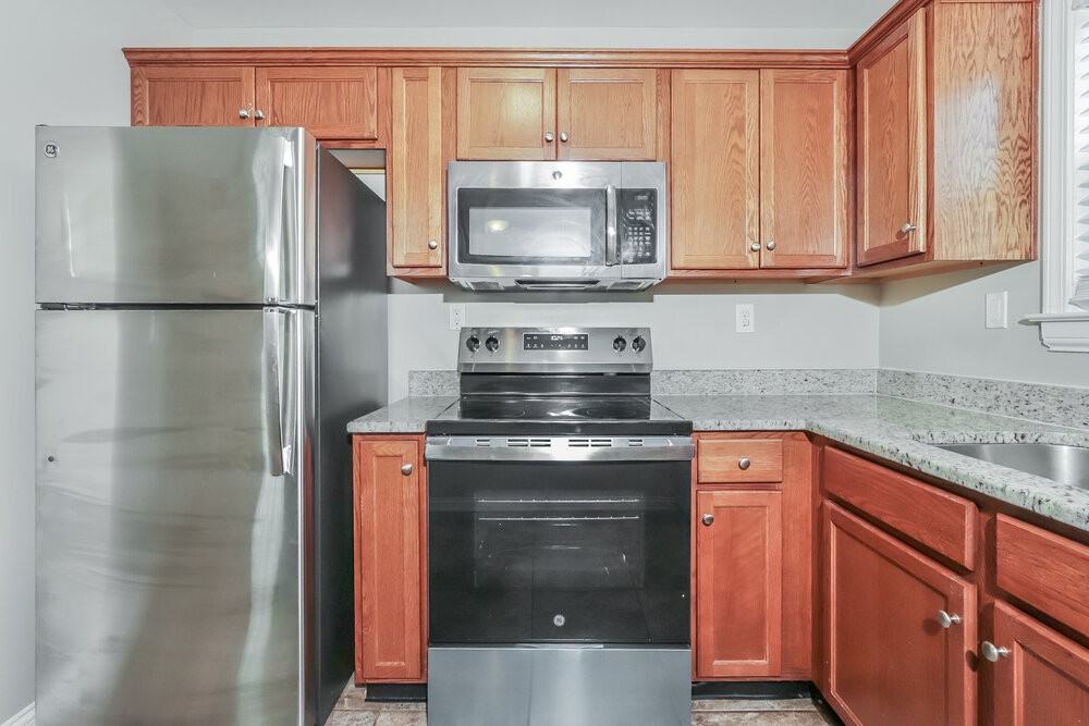 1818 Jefferson Ave - Photo 7 of 16