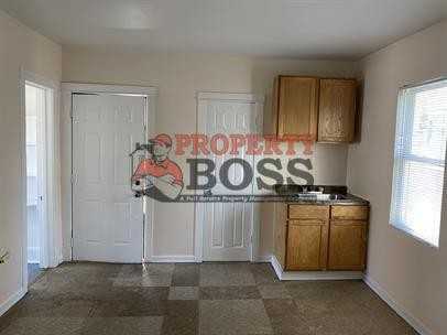 4911 Homerlee Ave #2R - Photo 6 of 6