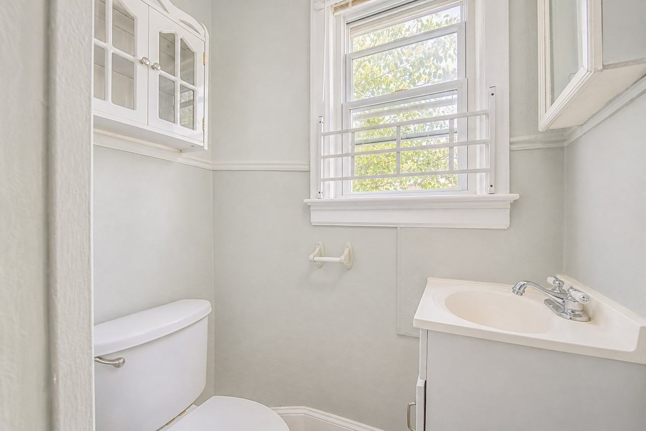 112 Garden St #2 - Photo 6 of 7