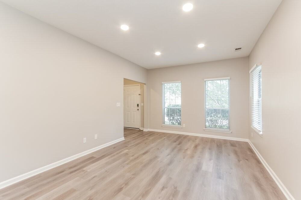 7409 Bulle Rock Ct - Photo 7 of 17