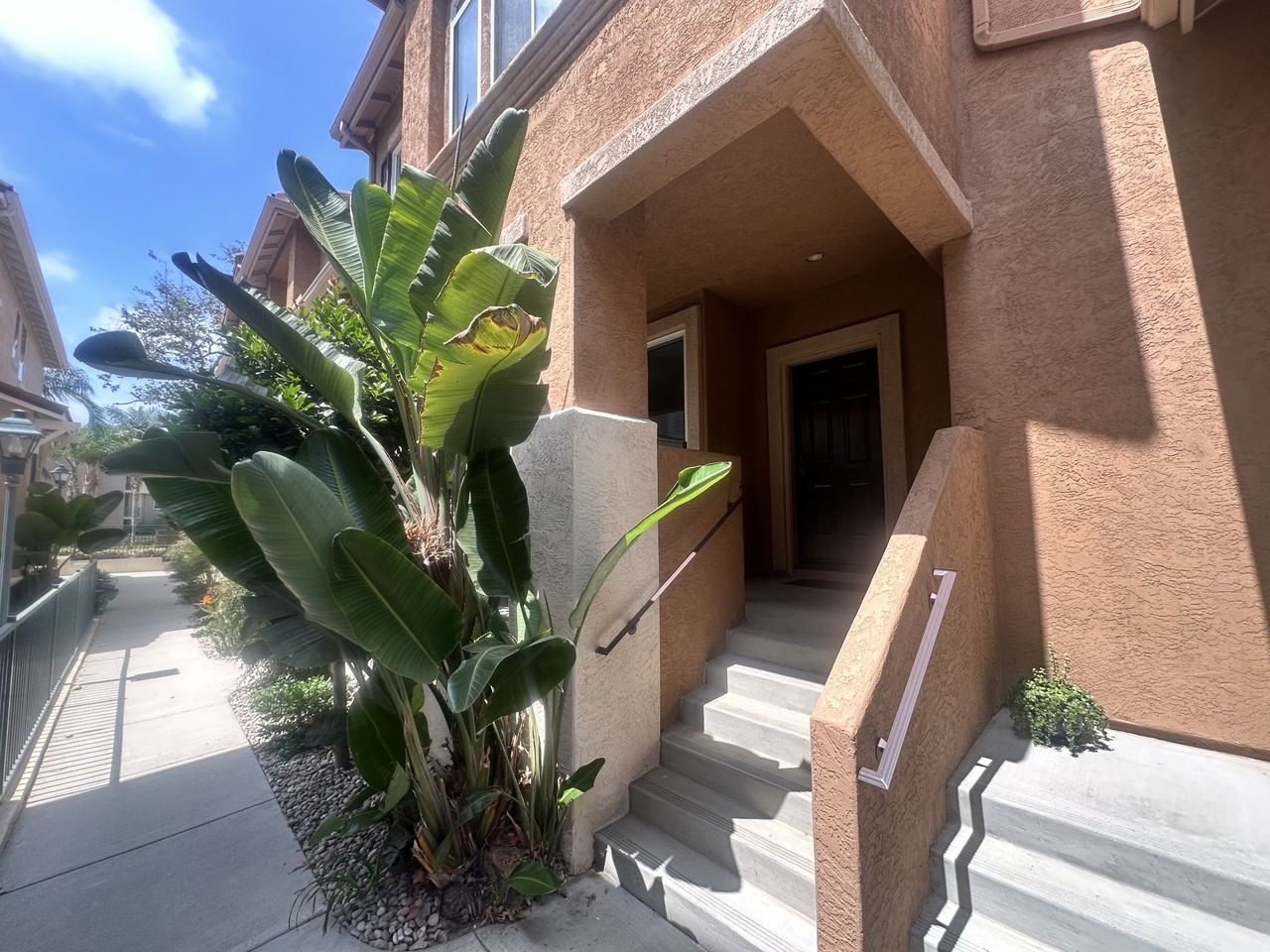 926 Camino De La ReinaUnit 63 #63 - Photo 5 of 36