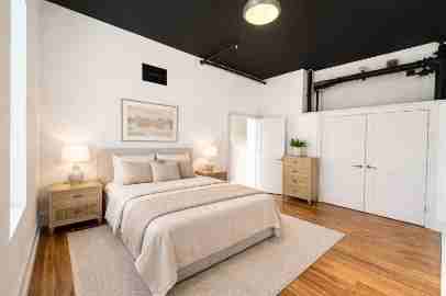 739 W Hamilton St #201 - Photo 4 of 10