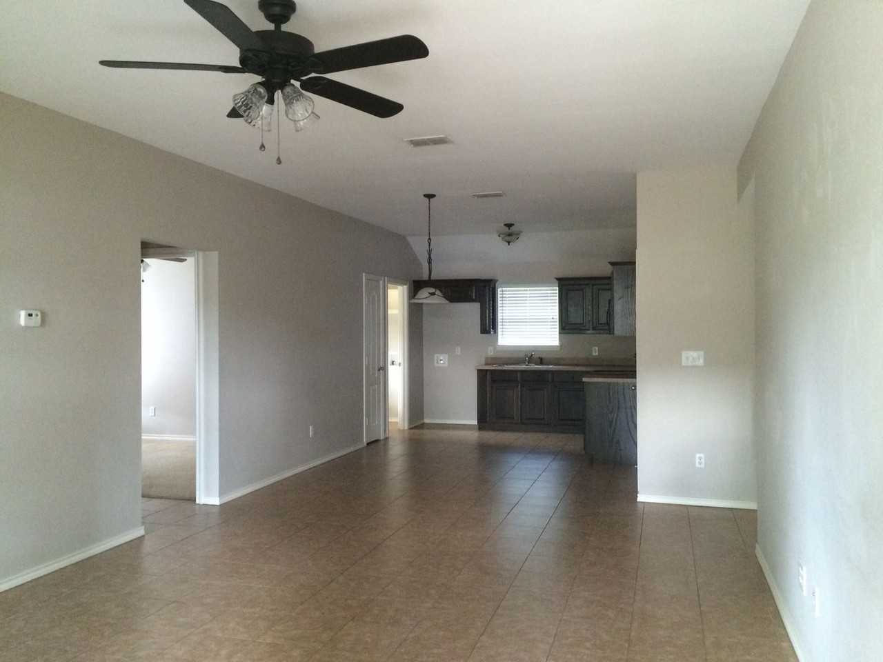 17034 Sentinel Ln - Photo 3 of 17