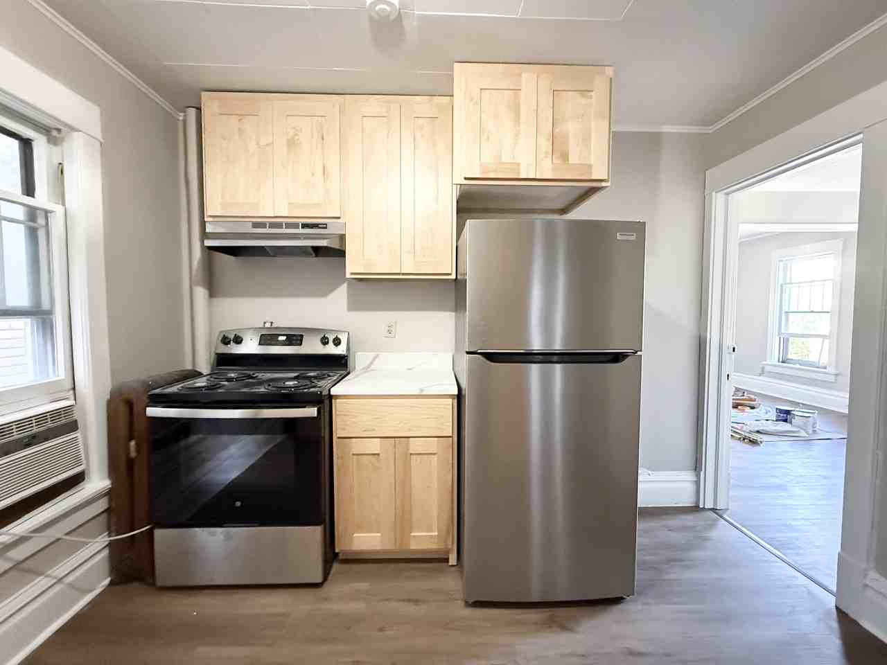 207 N Pinckney St #207-2 - Photo 3 of 18