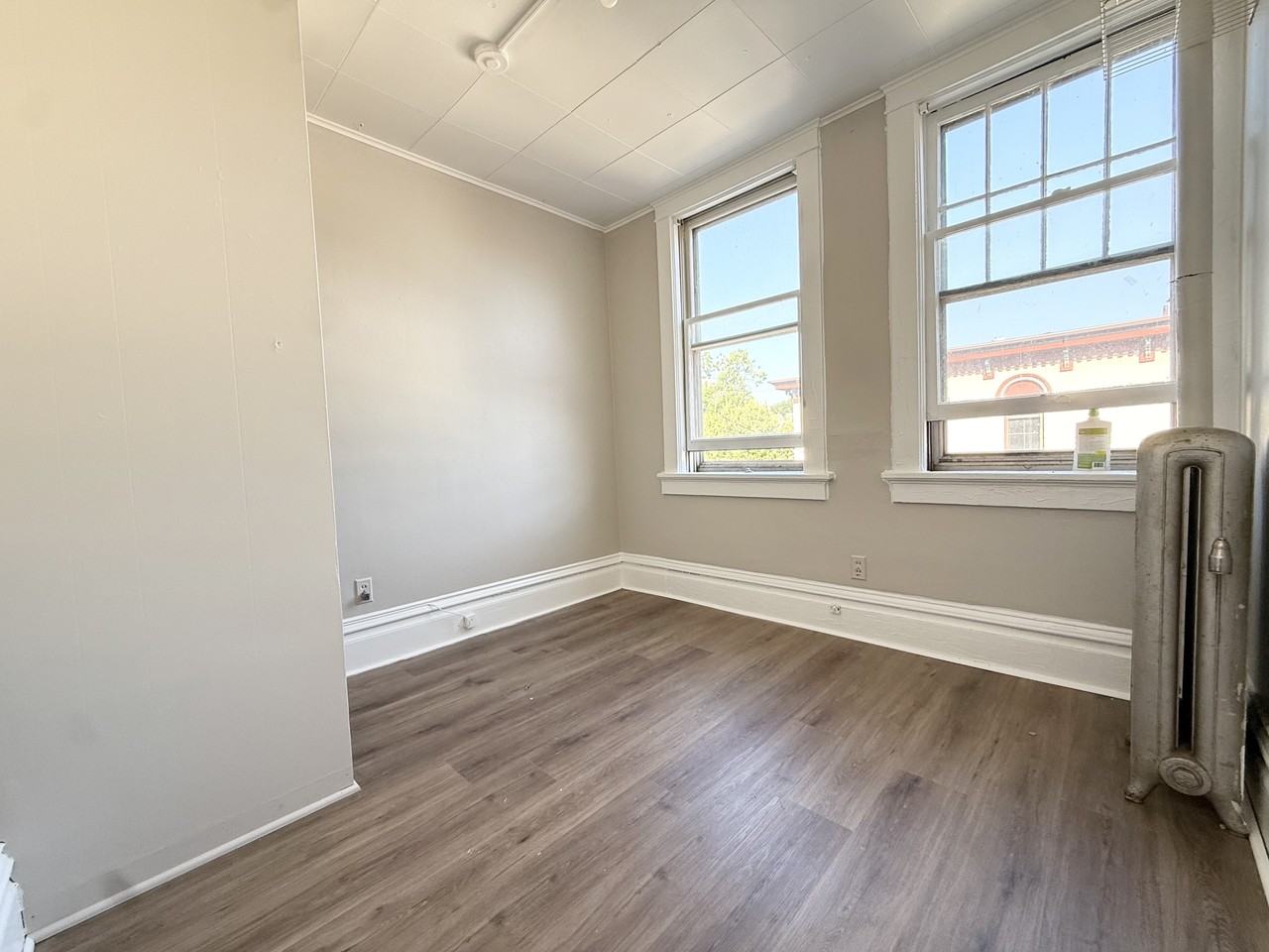207 N Pinckney St #207-2 - Photo 6 of 18