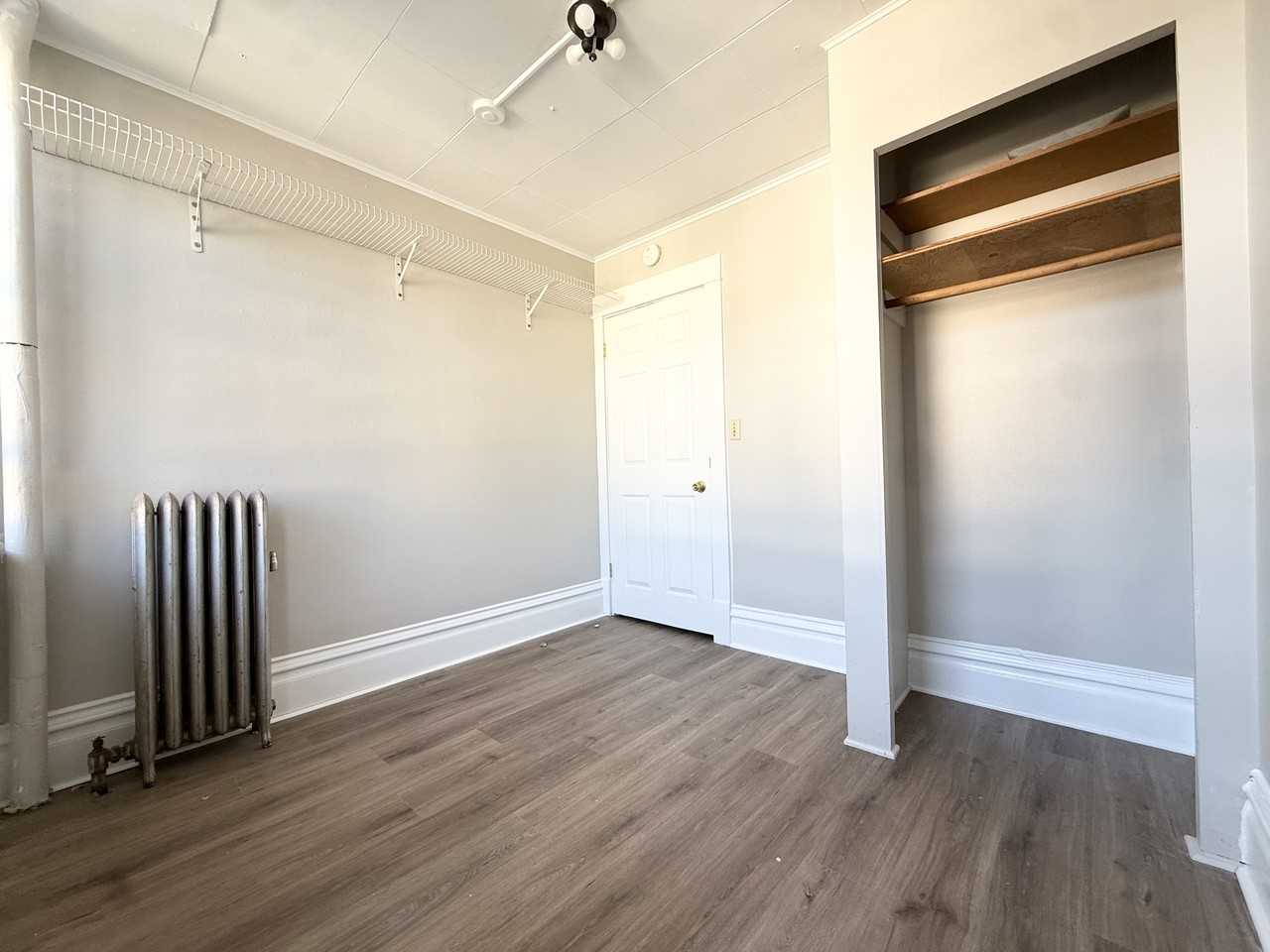 207 N Pinckney St #207-2 - Photo 7 of 18