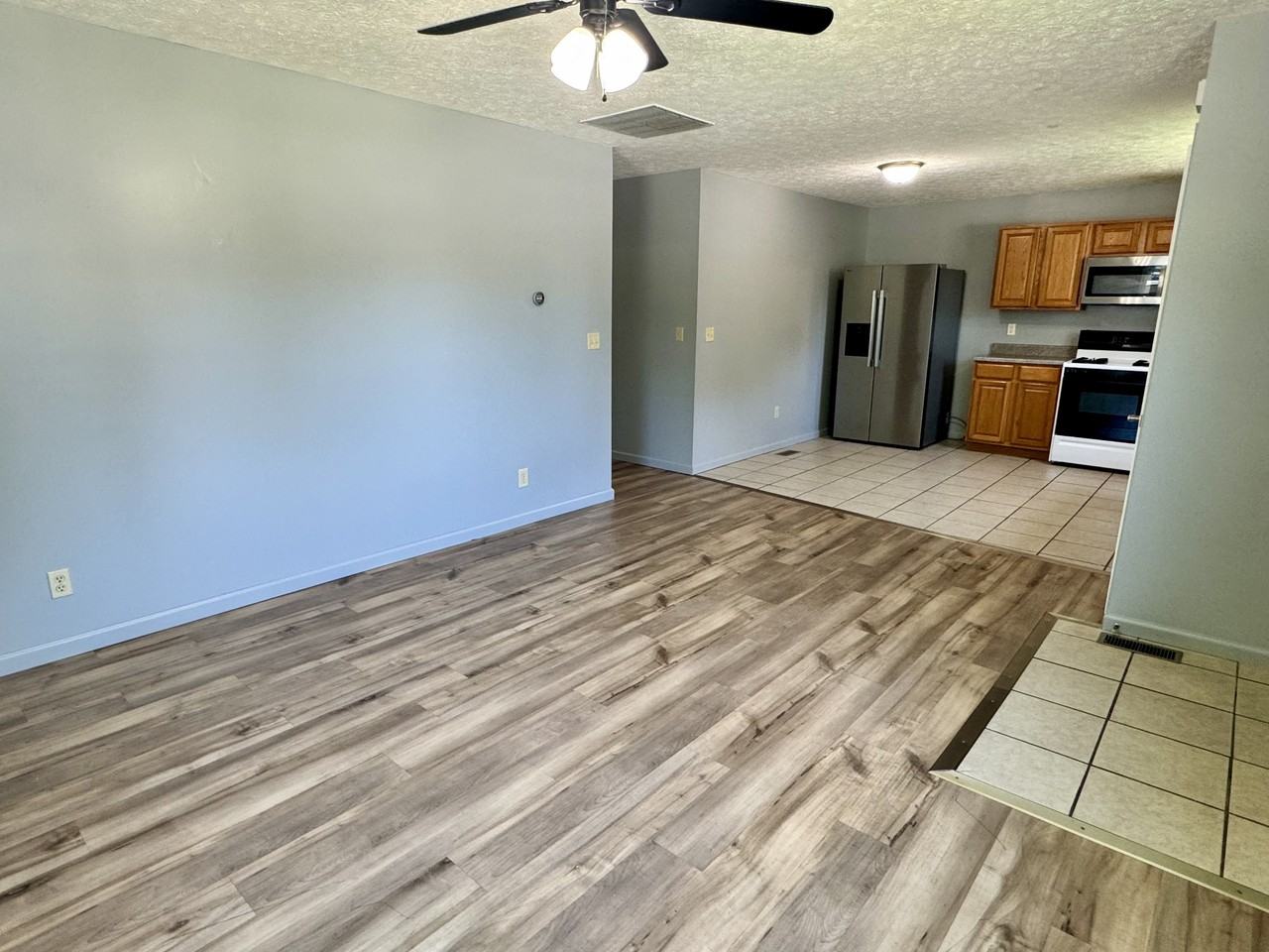 802 S Webster St #1 - Photo 4 of 12