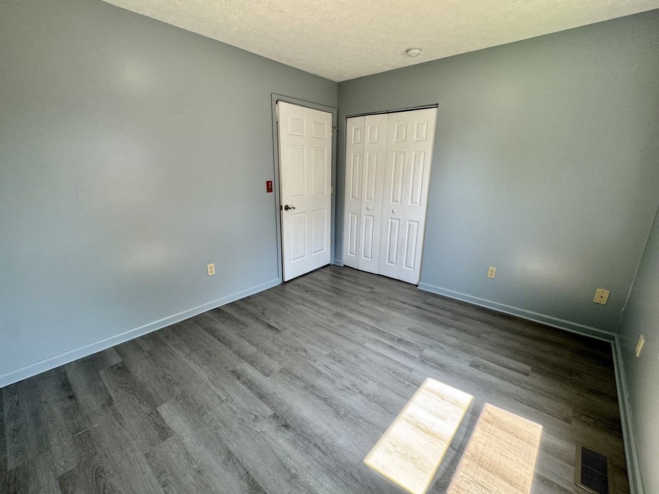 802 S Webster St #1 - Photo 7 of 12
