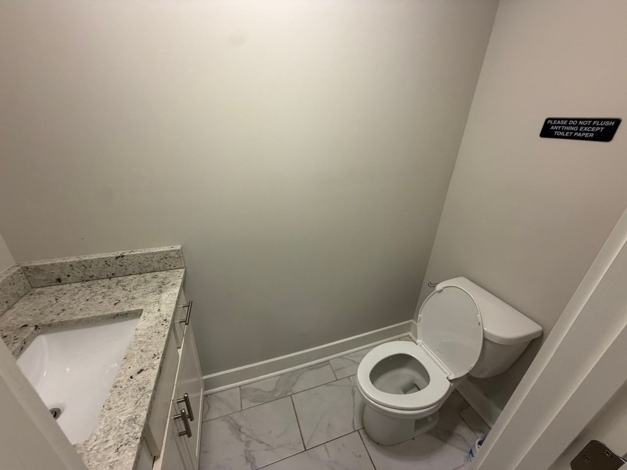954 Parsons St Sw - Photo 7 of 23