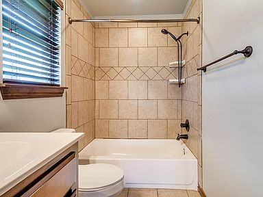 10721 Sw 31st Ct #1 - Photo 6 of 16