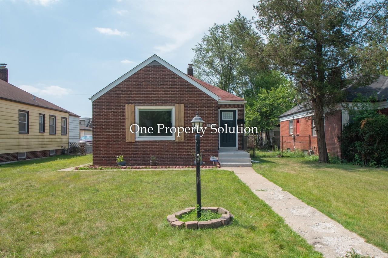 230 Taft Pl #1 - Photo 2 of 28