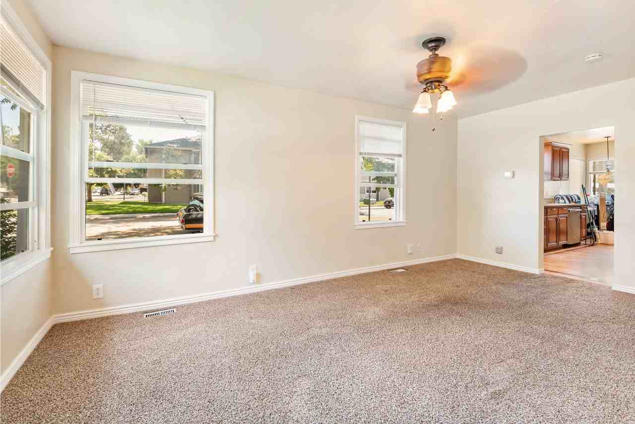 2903 W Madison Ave #1 - Photo 7 of 16