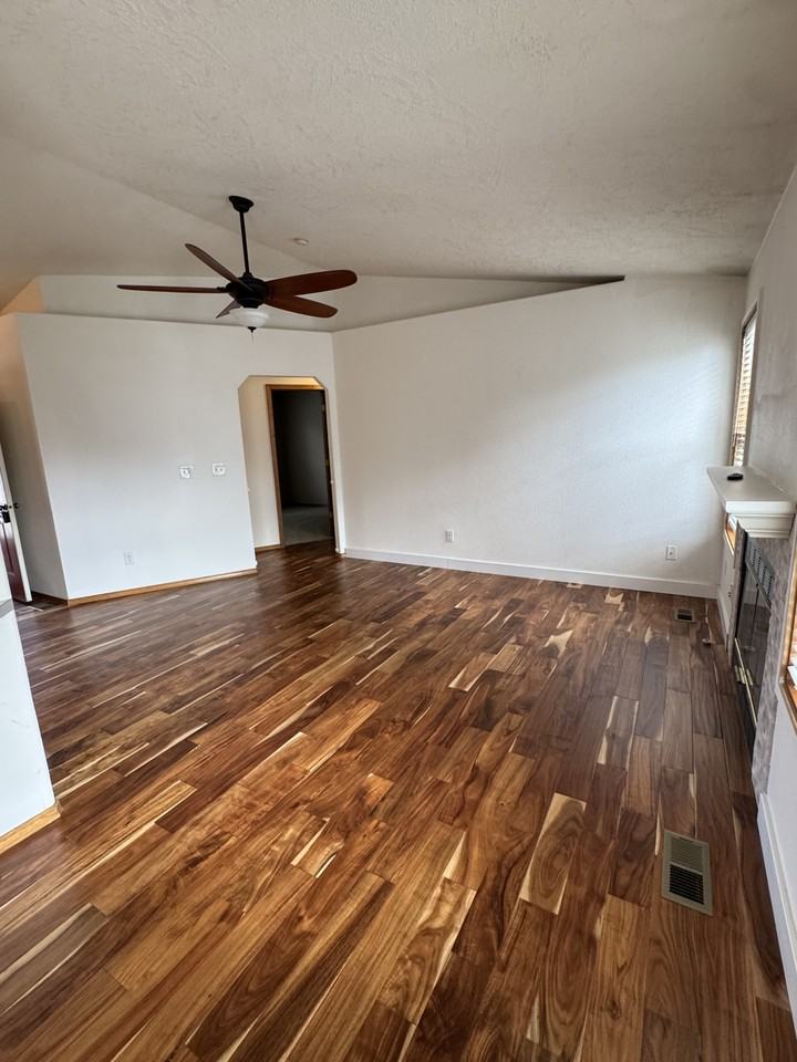 426 W Arizona Ln #1 - Photo 2 of 22