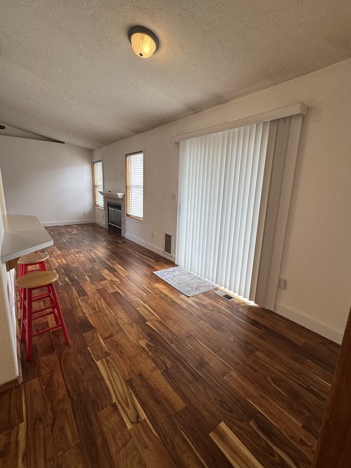 426 W Arizona Ln #1 - Photo 4 of 22