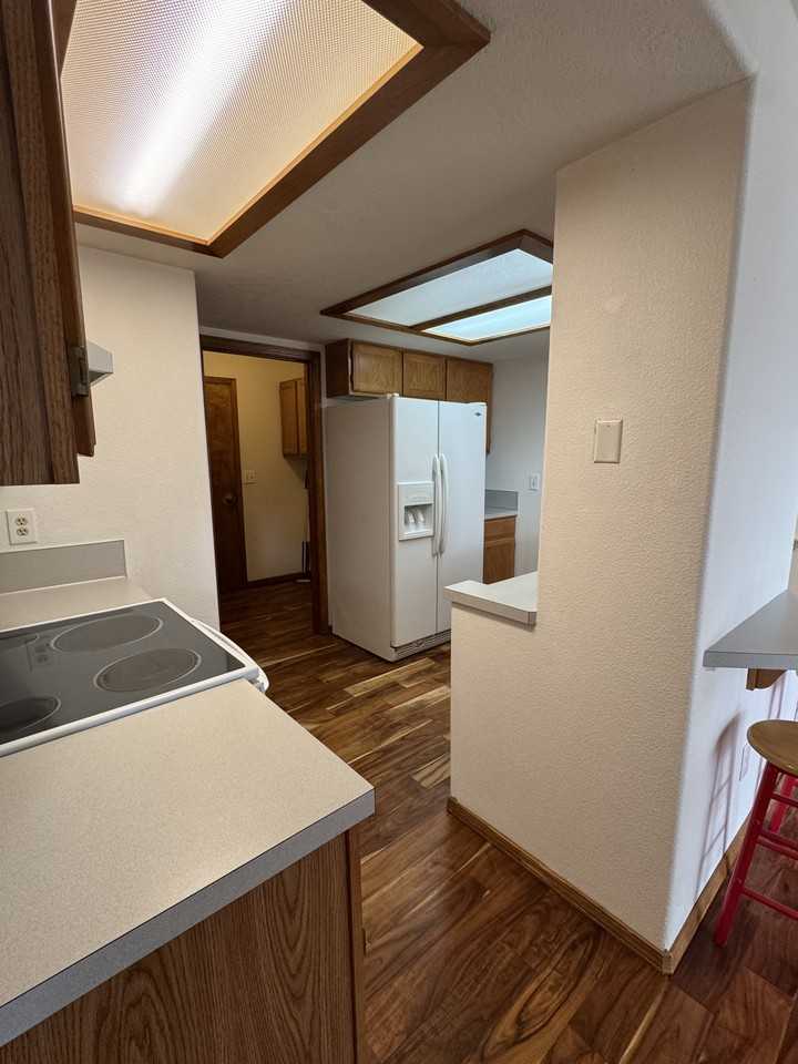 426 W Arizona Ln #1 - Photo 5 of 22