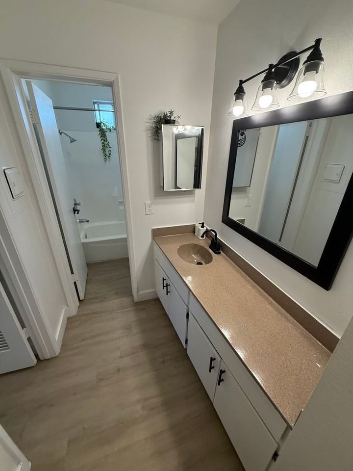 302 E Monte Vista Rd - Photo 6 of 19