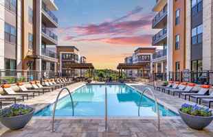 featured image of 4000 Eastside Dr