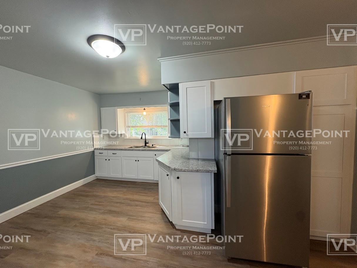 1034 Josephine St Lowr - Photo 3 of 19