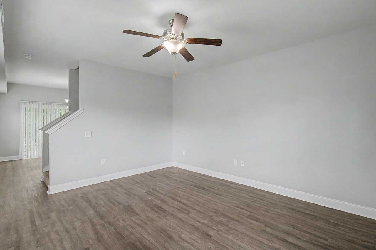 702 Mill Creek Cir #1 - Photo 2 of 38
