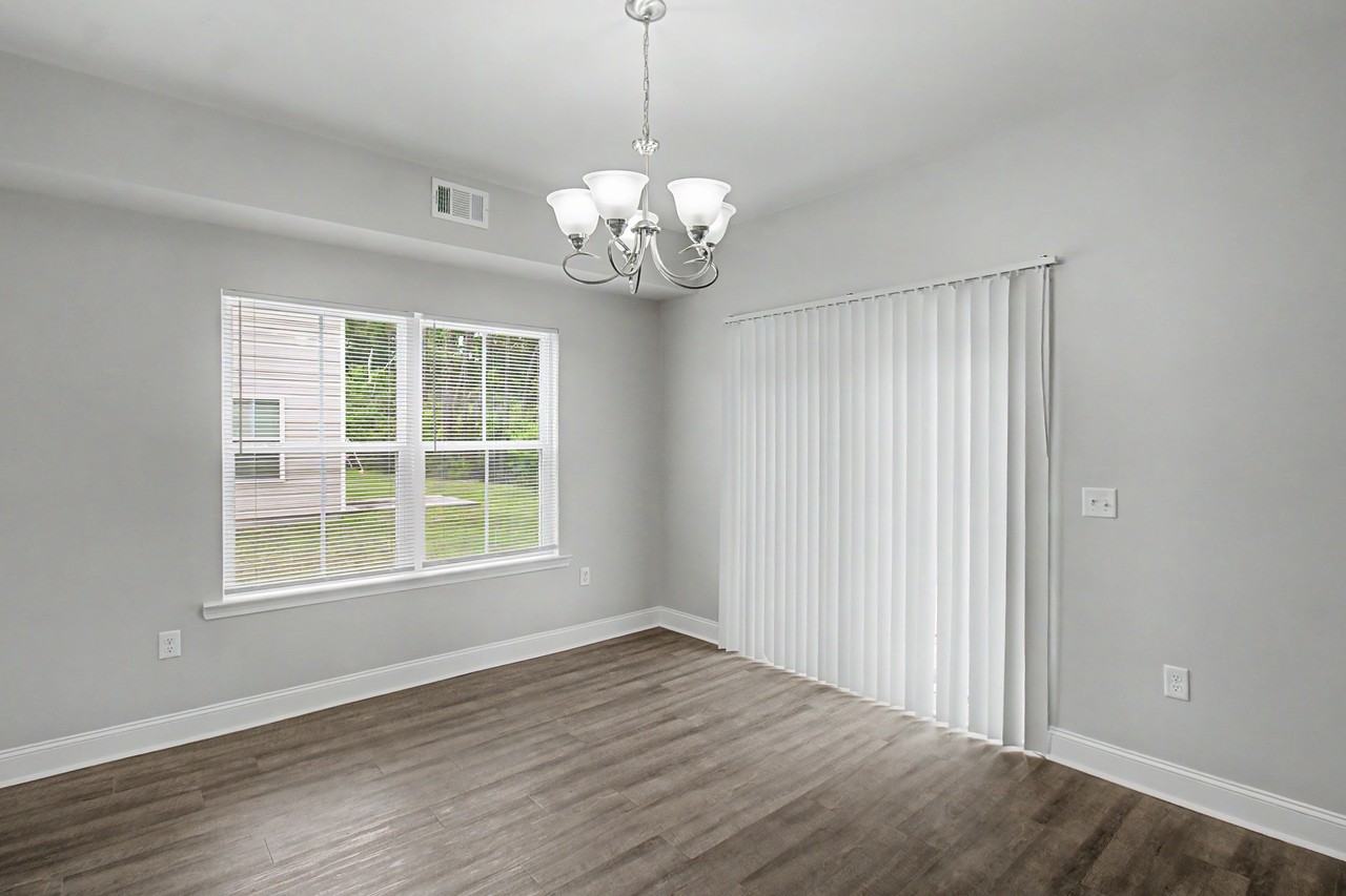 702 Mill Creek Cir #1 - Photo 7 of 38